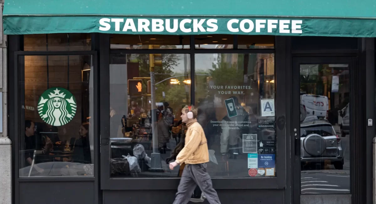 Starbucks выплатит 25 млрд тенге водителю, получившему ожоги от кофе
