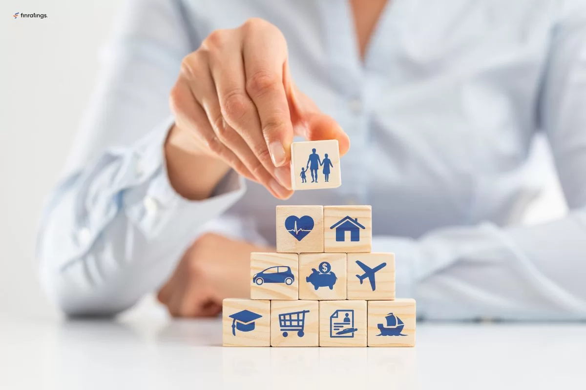 Freedom Insurance начала страховать нотариусов и микрофинансовые организации