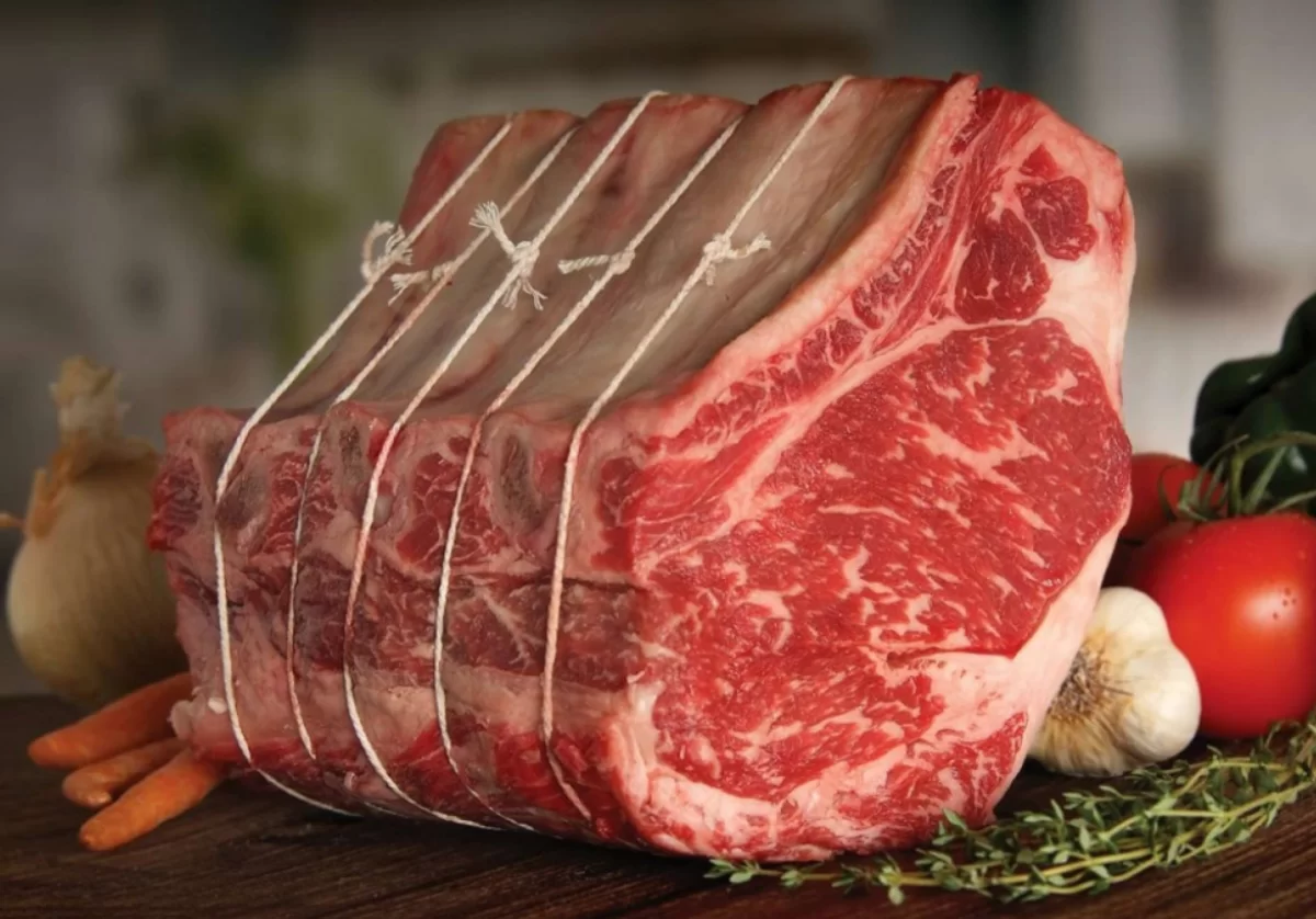 Будьте осторожны: казахстанцам продавали сомнительное мясо