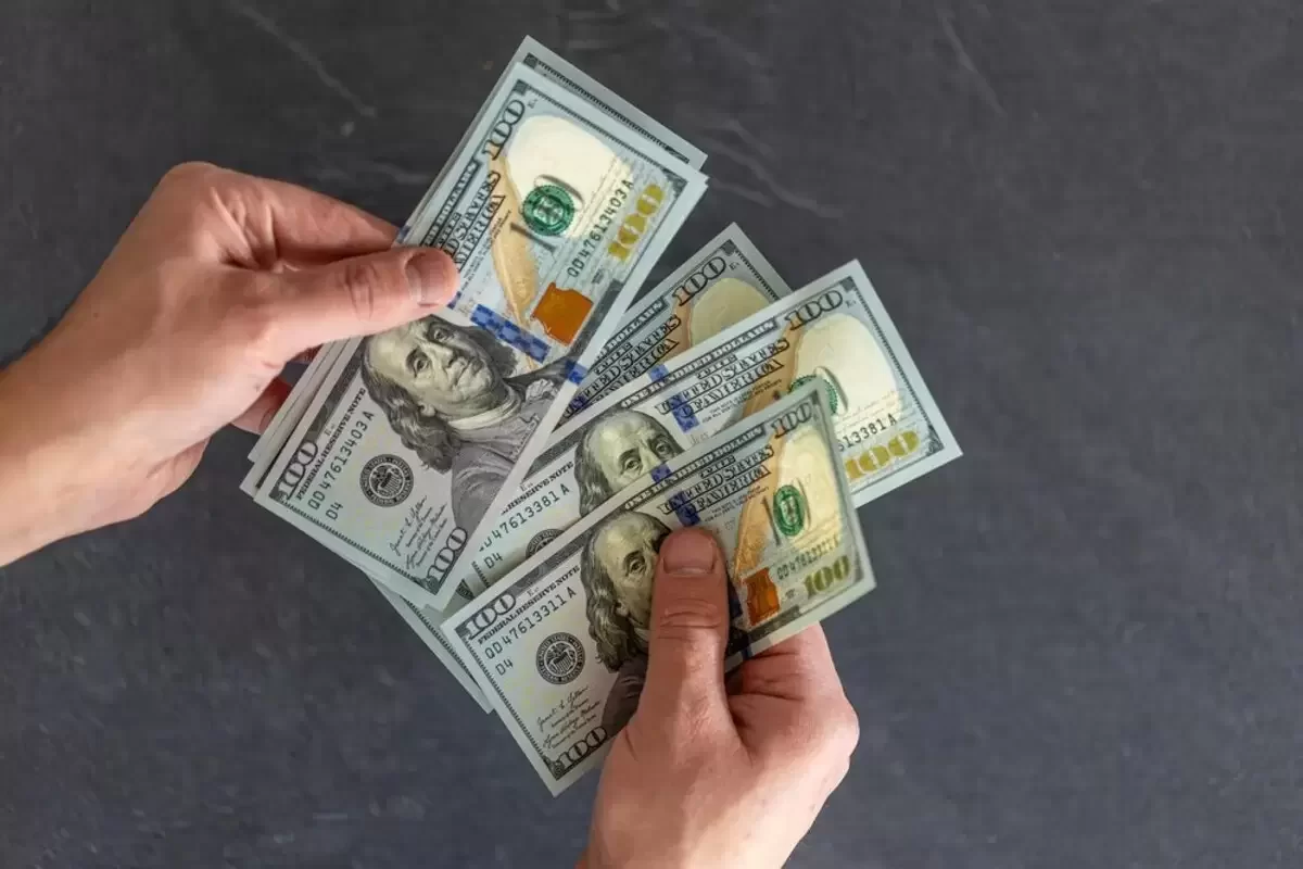600 за доллар? Экономисты раскрыли, что ждать от тенге