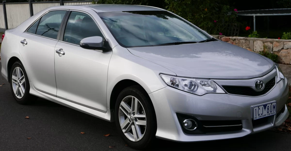 Владельцы Toyota Corolla и Camry получили плохие новости