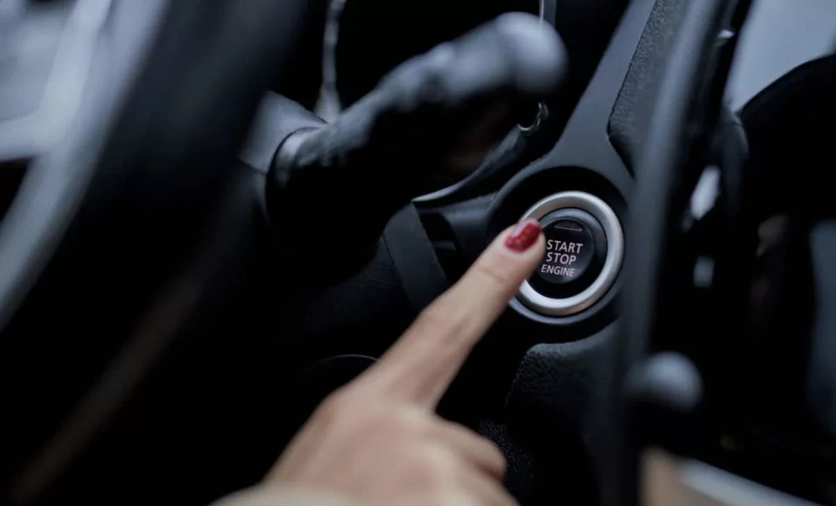 Как правильно заводить автомобиль с кнопкой Push Start