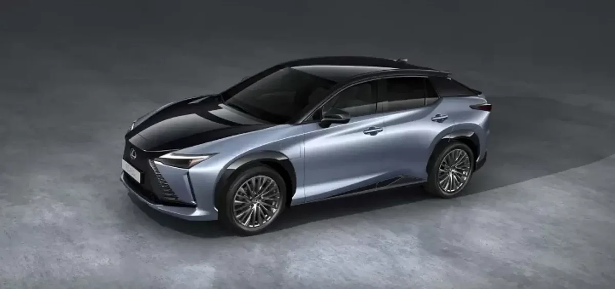 Lexus обновил электрокроссовер RZ