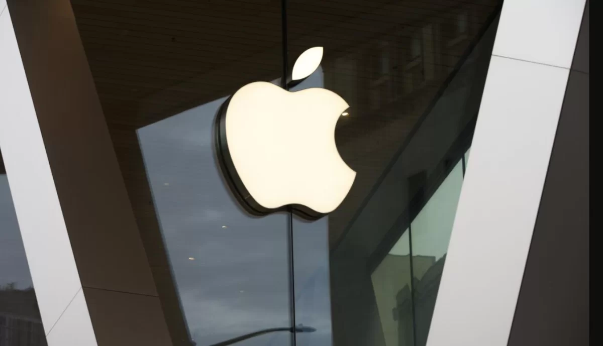 Цены на iPhone в Китае рухнули на 33%: Apple теряет рынок