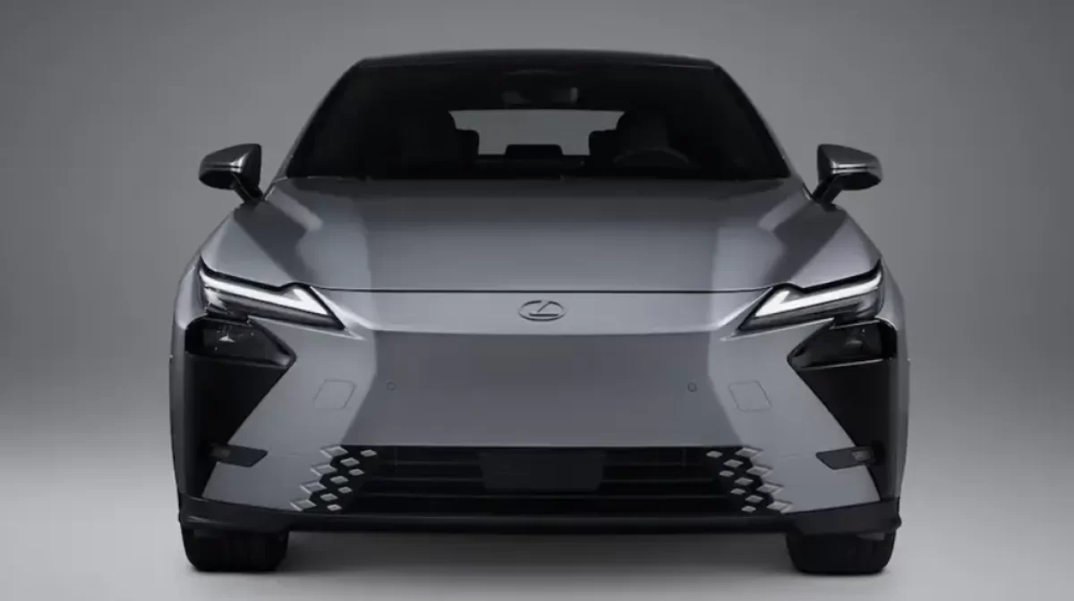 Lexus презентовал новый ES 2026