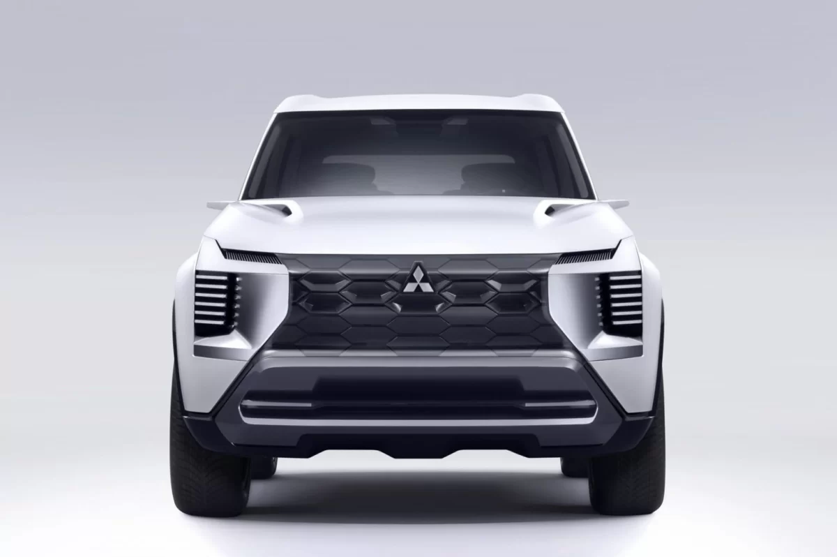 Mitsubishi готовит недорогой 7-местный кроссовер