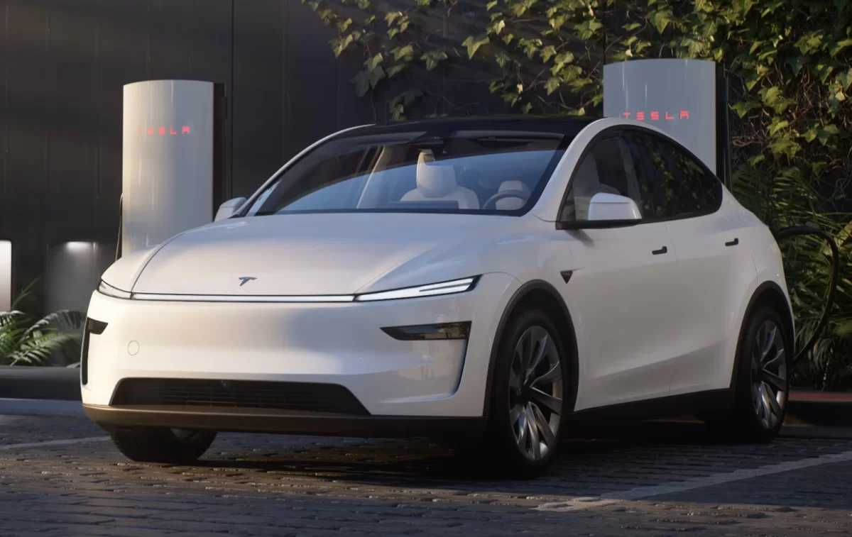 Tesla обязана выплатить $243 млн после смертельного ДТП
