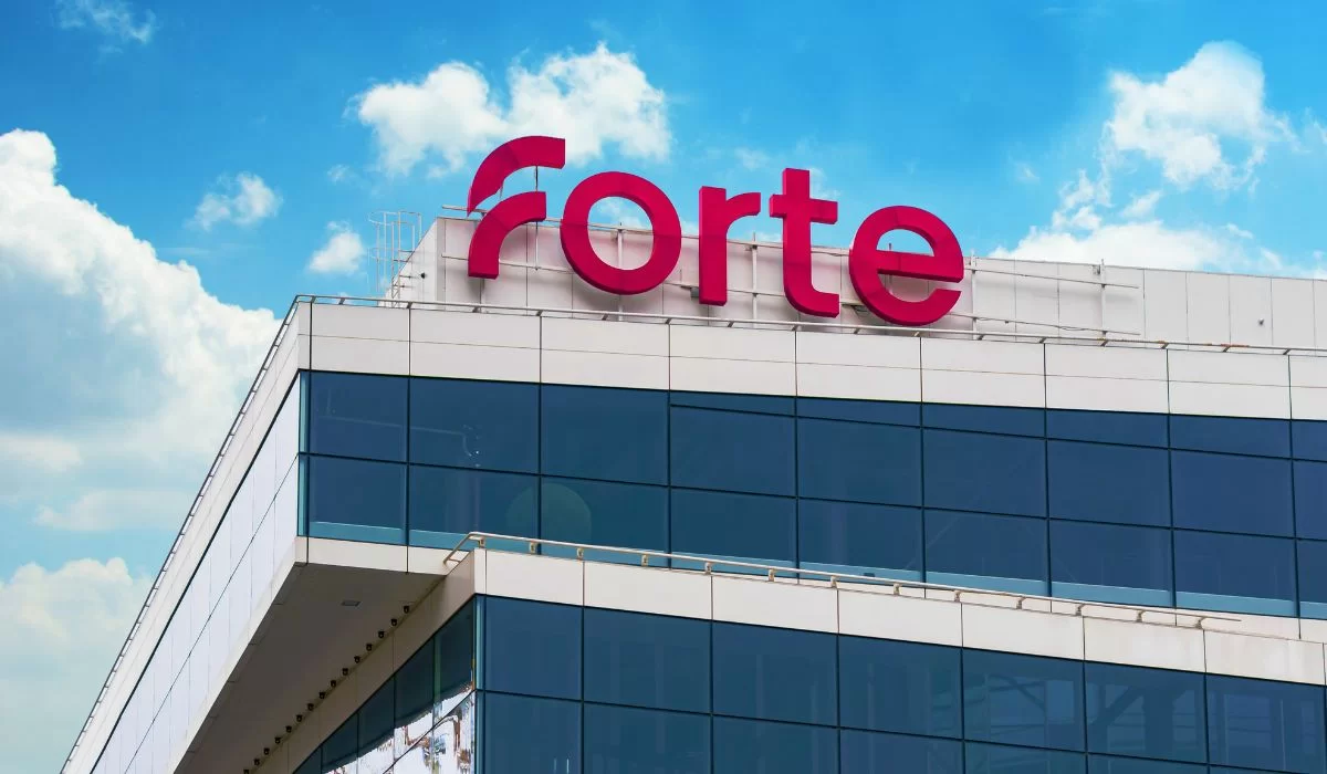 С 29 сентября ForteBank повышает комиссию за прием рублей в 16 раз