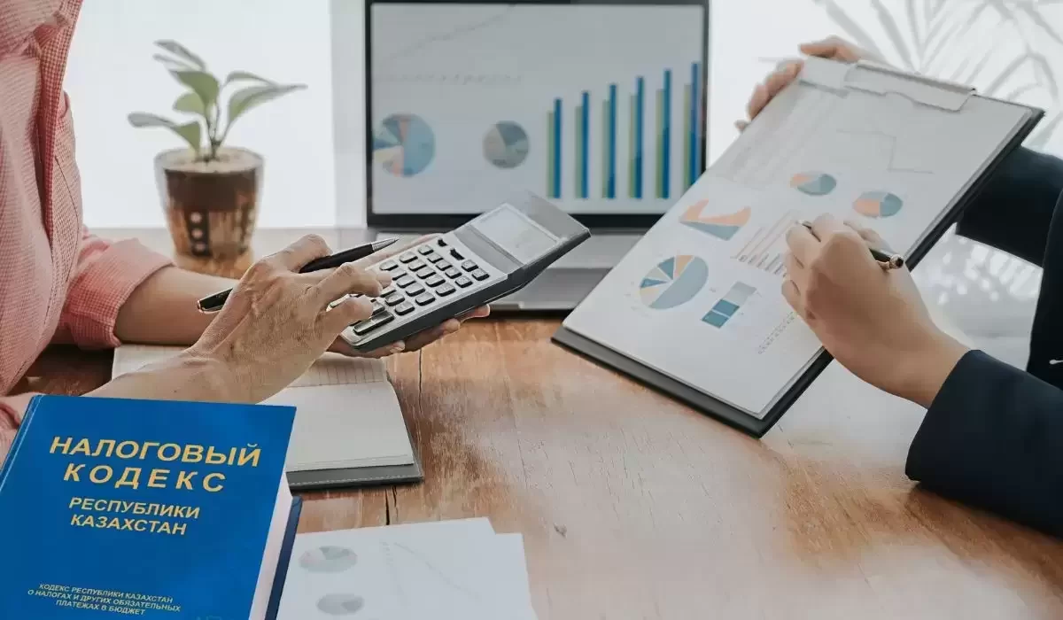 Банки и букмекеры будут отчитываться в налоговую через E-Salyq Business