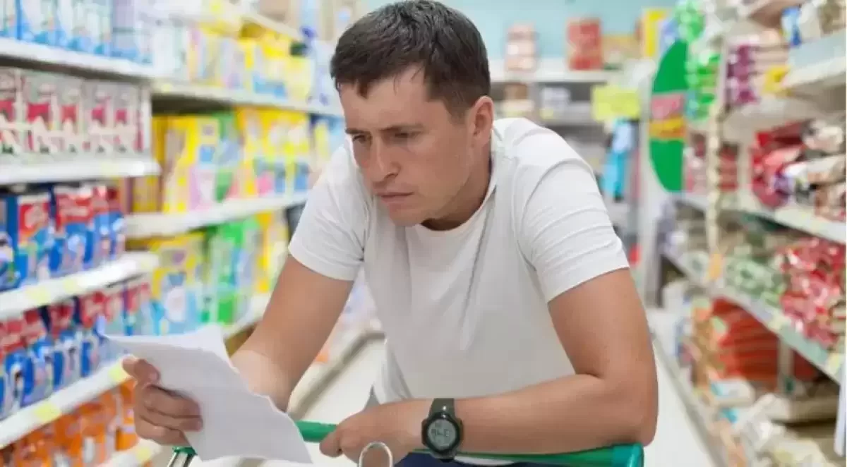 В Казахстане предлагают ввести двойные ценники в магазинах: зачем это нужно покупателям