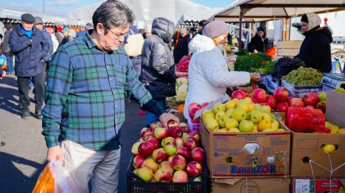 В Астане открылась ярмарка фермерских продуктов на ипподроме