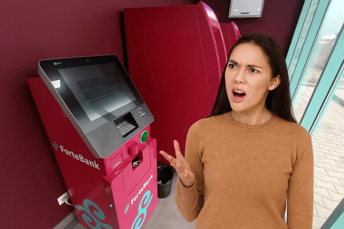 "ForteBank похитил мои деньги": у казахстанки банкомат “съел” миллион тенге