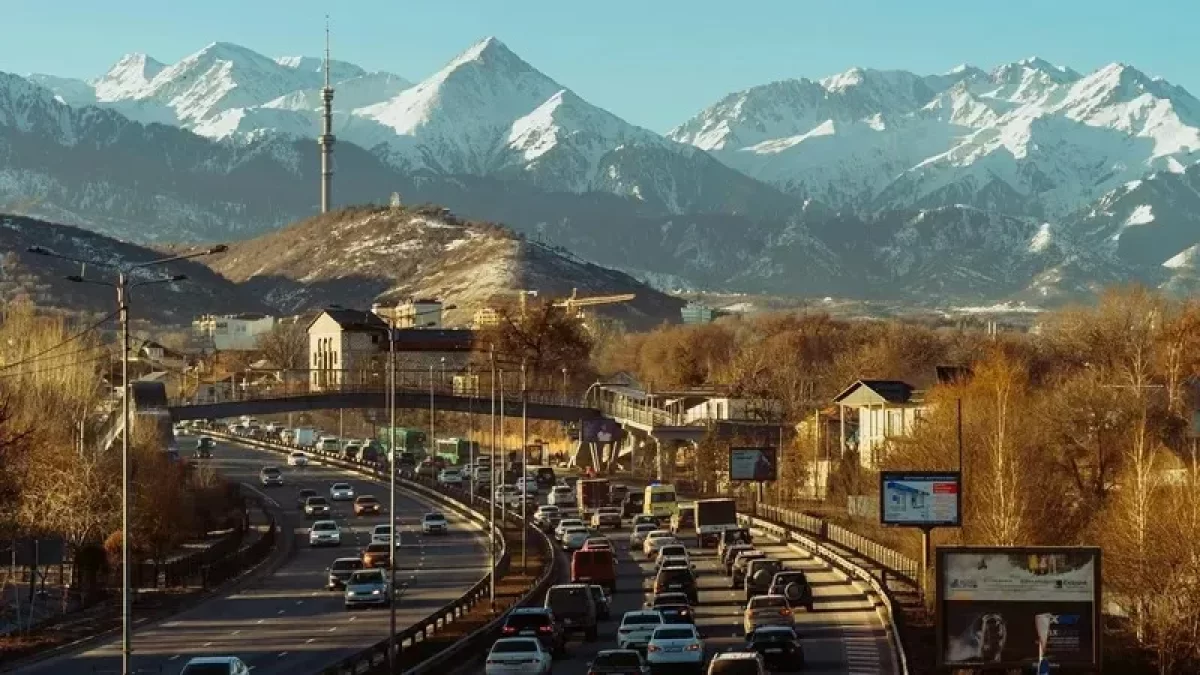 В Алматы ограничат движение из-за строительных работ