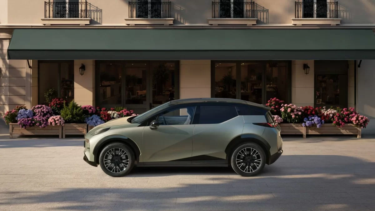 Zeekr X стал мощнее и едет дальше: названы цены и характеристики