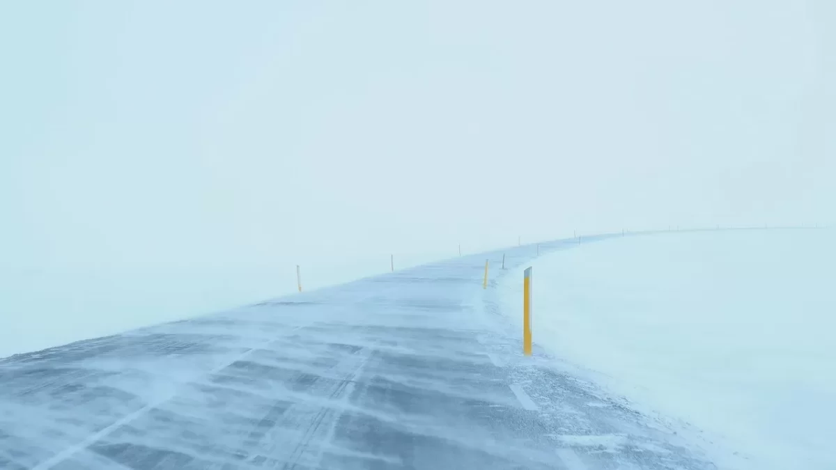 В Казахстане из-за метели перекрыли несколько трасс