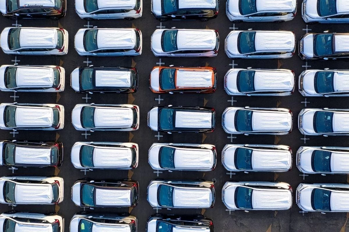 Банки осторожничают с автокредитами - глава Евразийского банка