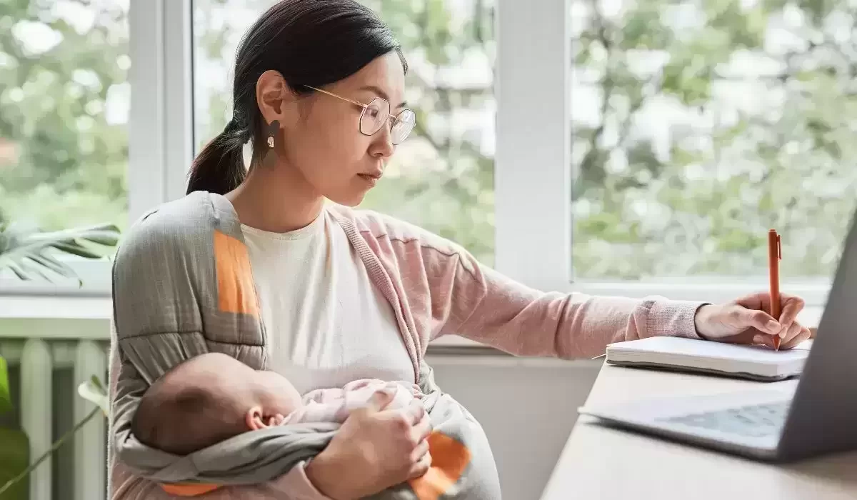 Сколько получают родители: раскрыты размеры пособий в 2025 году