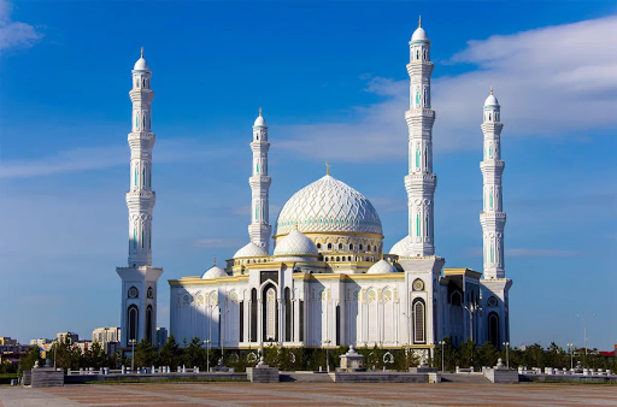 Кто строит и содержит мечети в Казахстане
