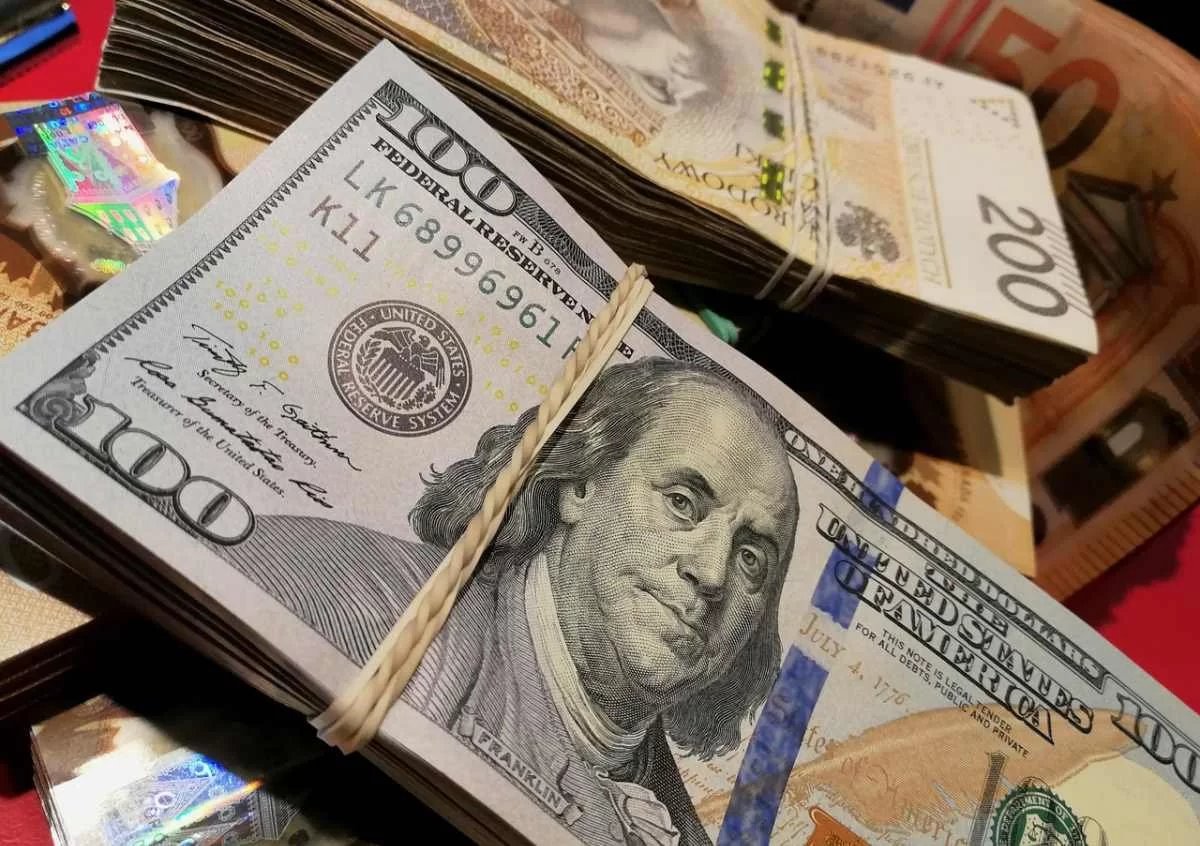 Курс доллара на 23 ноября: обменники снова подняли цены