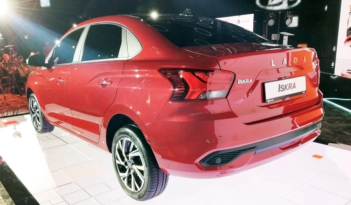 «Лосиный тест» показал сильные и слабые стороны Lada Iskra