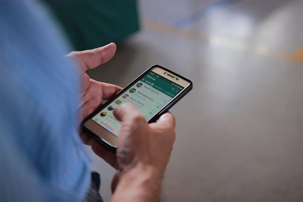 Переписка в WhatsApp станет договором: что изменится для покупателей в Казахстане