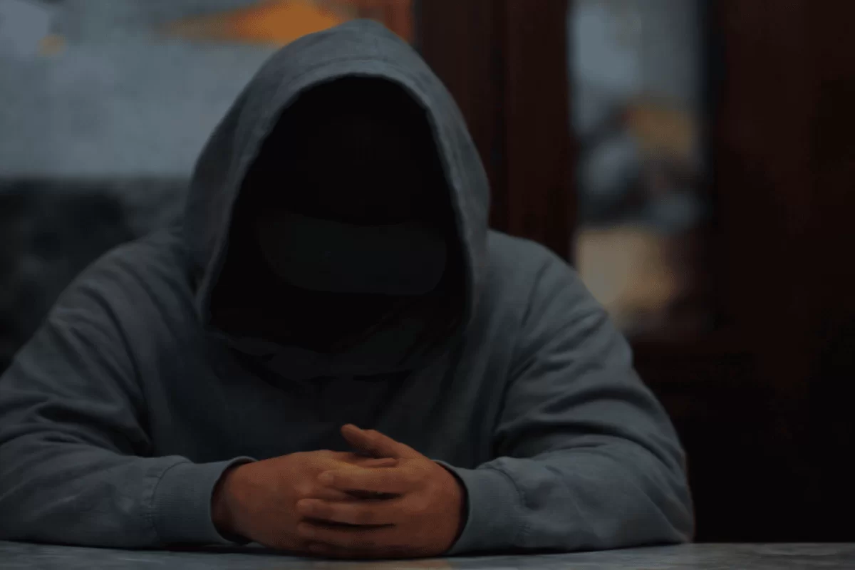 Вслед за «Человеком в маске» в Казахстане появился «Странник в маске»