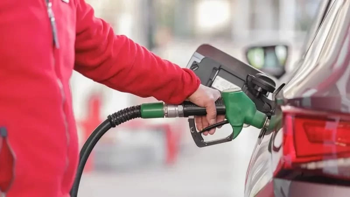 Бензин подорожал в Казахстане почти на 20%