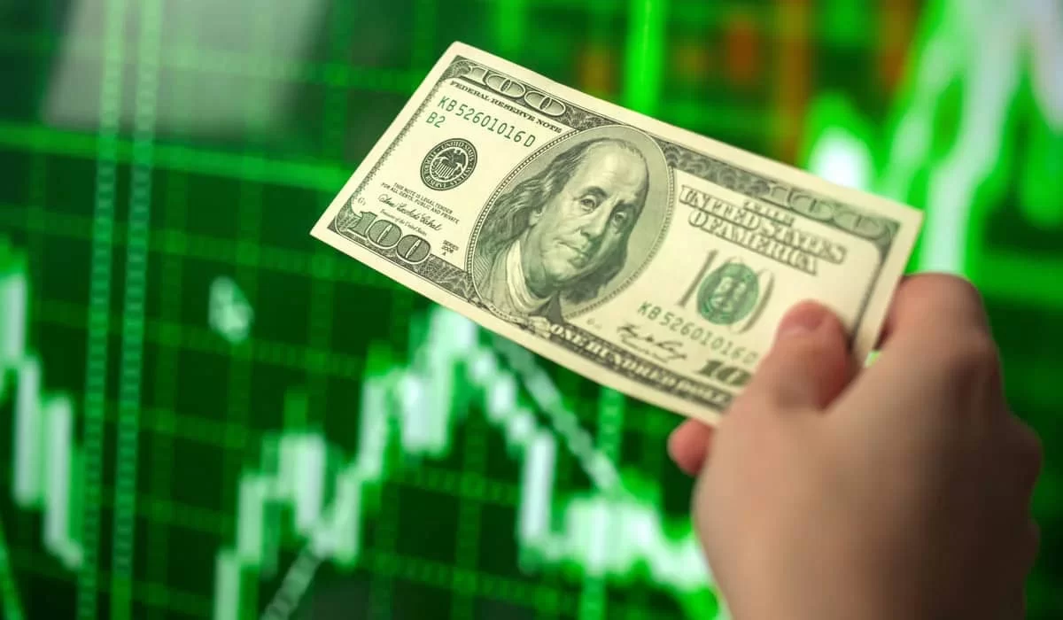 Курсы валют в РК на 13 января: где доллар дешевле