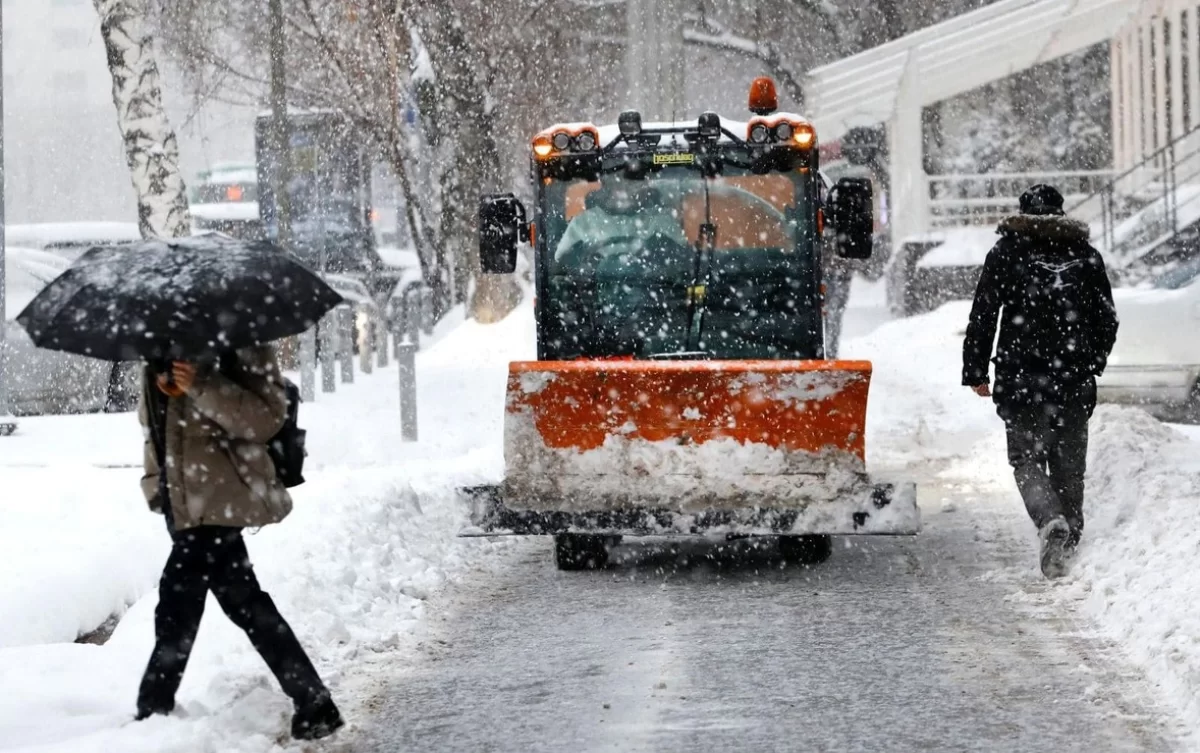 Снег и мороз до -13°C: Алматы готовится к удару стихии 16-17 января