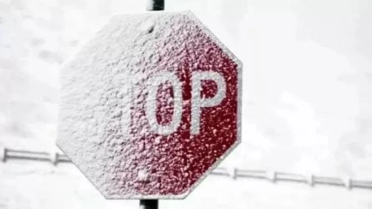 Метели и гололед: в каких регионах Казахстана могут закрыть трассы из-за непогоды