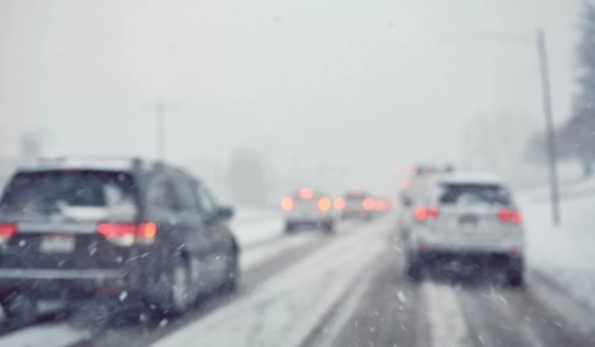 Казахстанцев предупредили о закрытии ключевых трасс в ЗКО