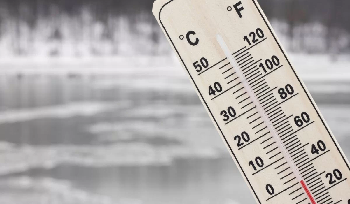 Штормовое предупреждение: снег, гололед и туман накроют 14 областей Казахстана