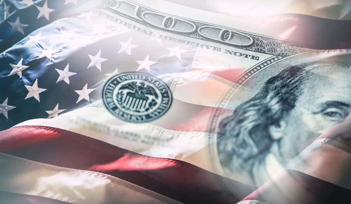 Доллар уперся в 488 тенге: ниже курс уже не будет?