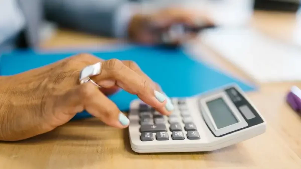 Банки передадут налоговой данные о счетах физлиц