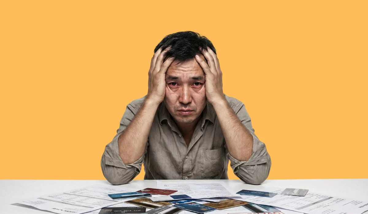 Нам врали о личных финансах? Что на самом деле работает в Казахстане