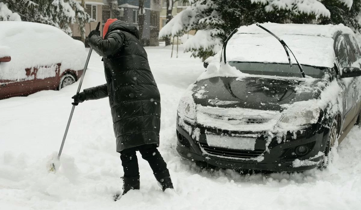 Казахстан накроют морозы и снегопады 26 февраля