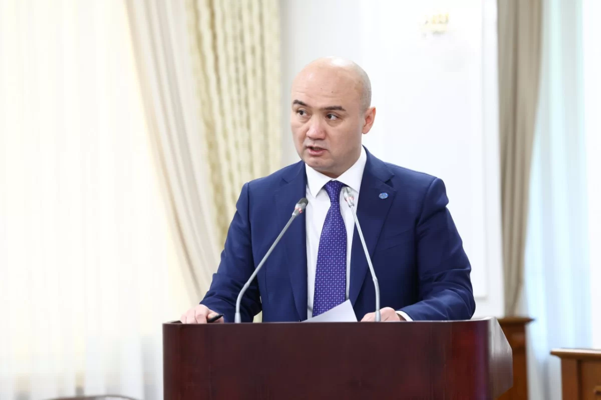 Глава «ҚазАвтоЖол» озвучил свою зарплату