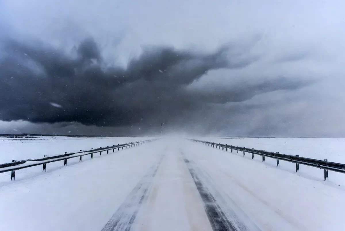 Из-за непогоды закрыли участок республиканской трассы KAZ07