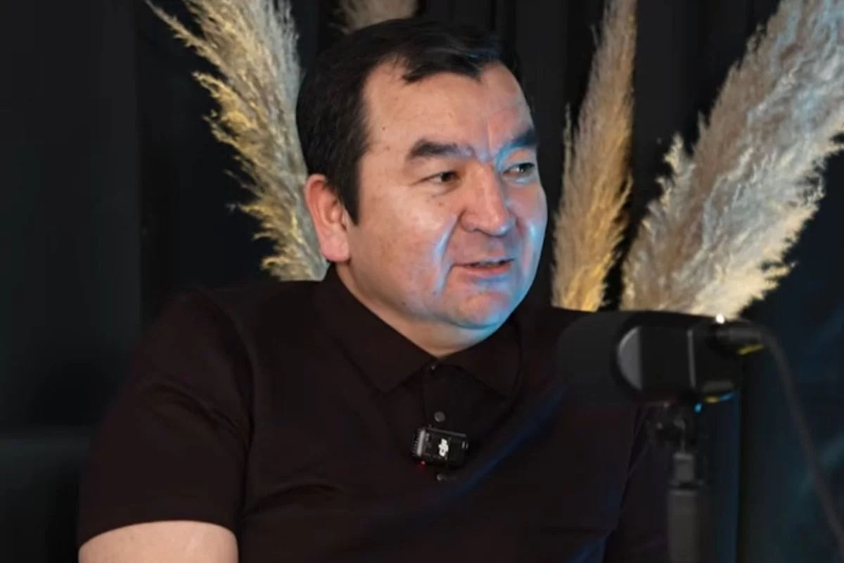 Экс-аким Талгара объяснил, почему работает таксистом