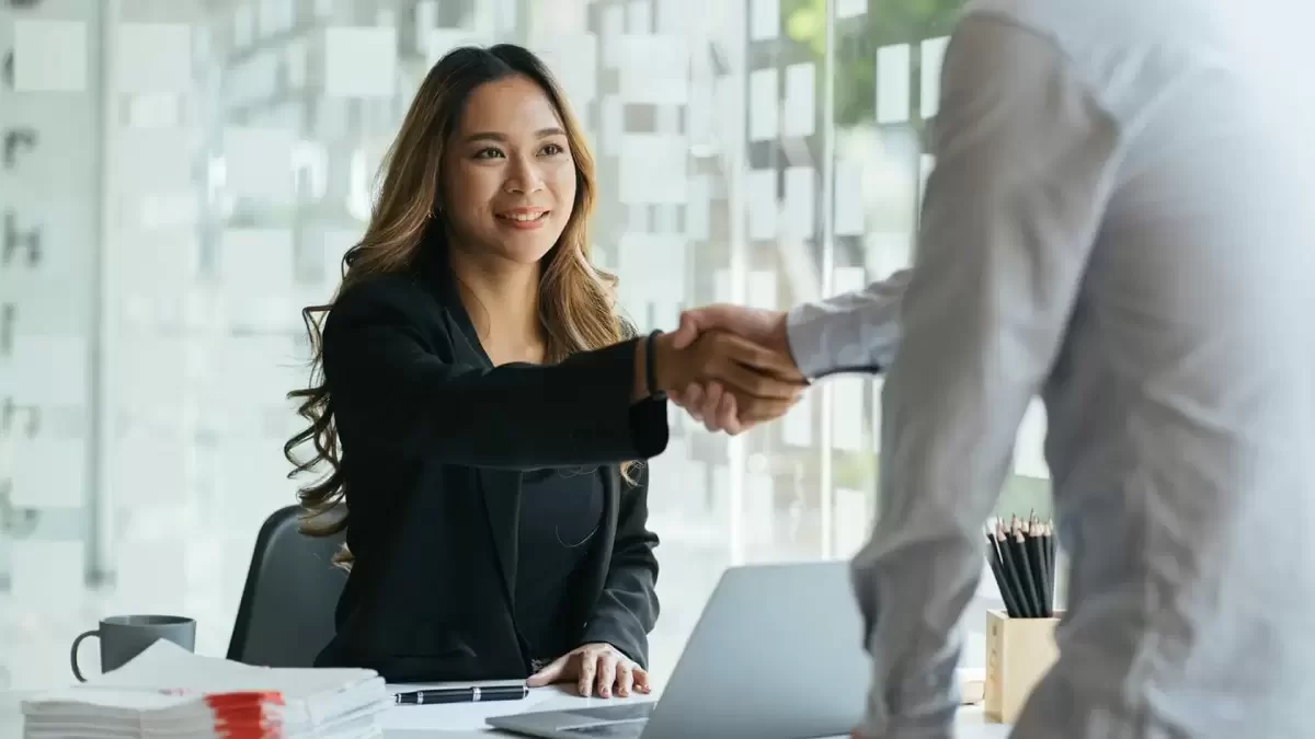 Ппоиск работы через соцсети обернулся делом об изнасиловании в Шымкенте