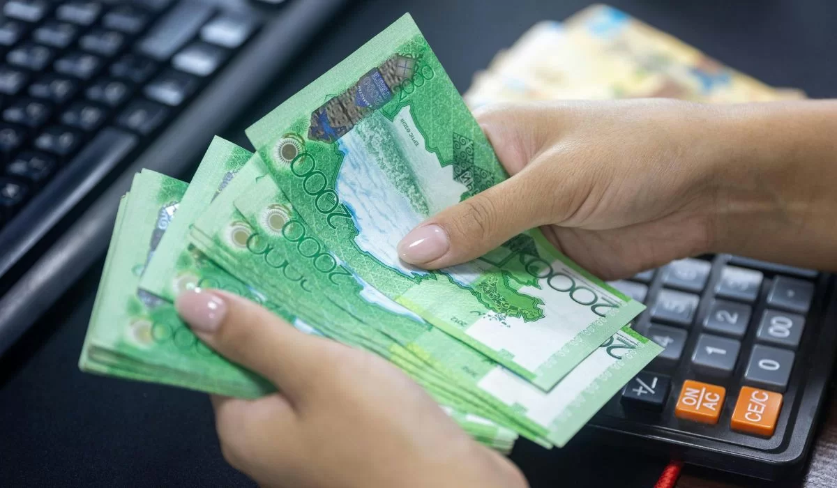 Курс валют в Казахстане: сколько стоят доллар, евро и рубль