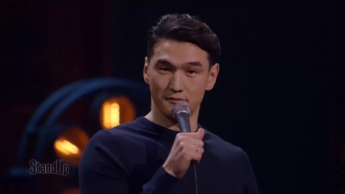 Сабуров меняет сцену на медбизнес: во что вложился комик