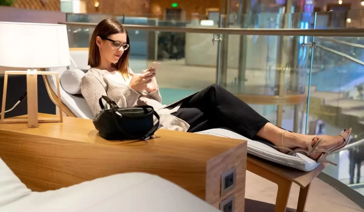 Как казахстанцам заходить в VIP-залы аэропорта почти бесплатно