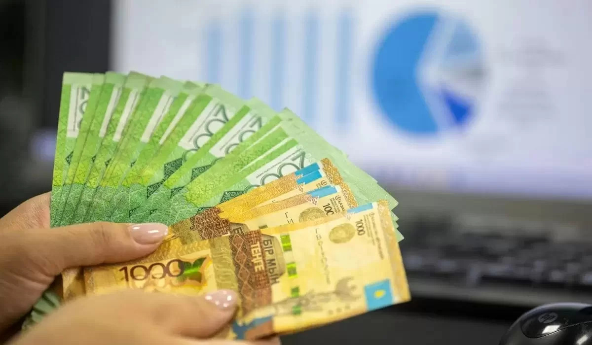 В каких банках депозиты казахстанцев защищены