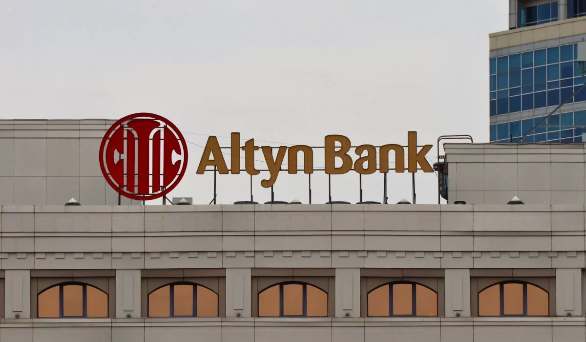 С 17 апреля Altyn Bank приостановил погашение ипотеки через ЕНПФ
