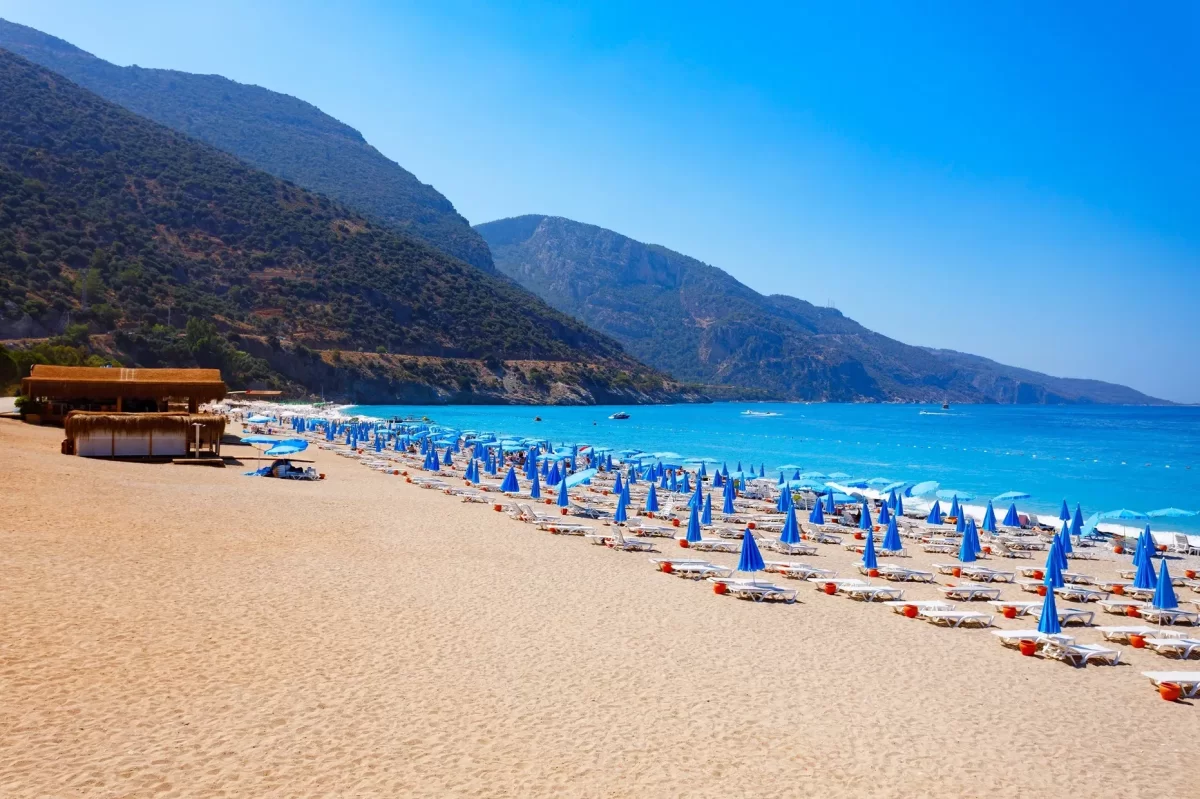 Лира падает, отдых дорожает: сколько стоит Турция в 2026