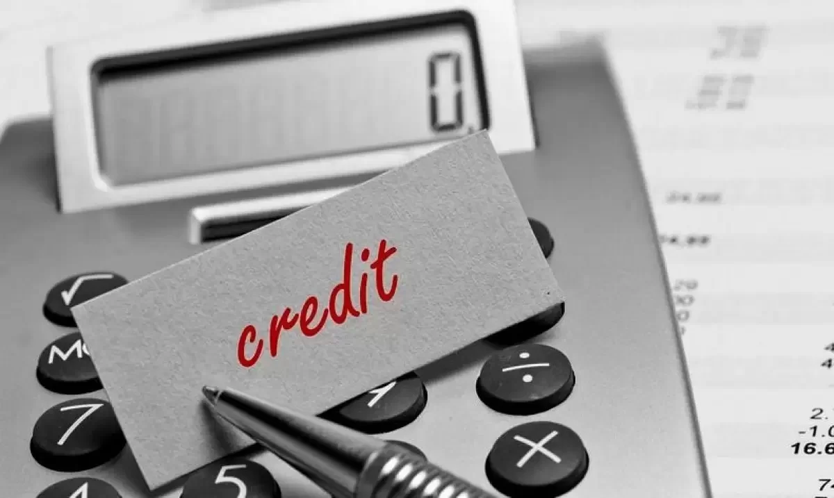 Кредиты кажутся дешевле: казахстанцы платят по потребзаймам 21%