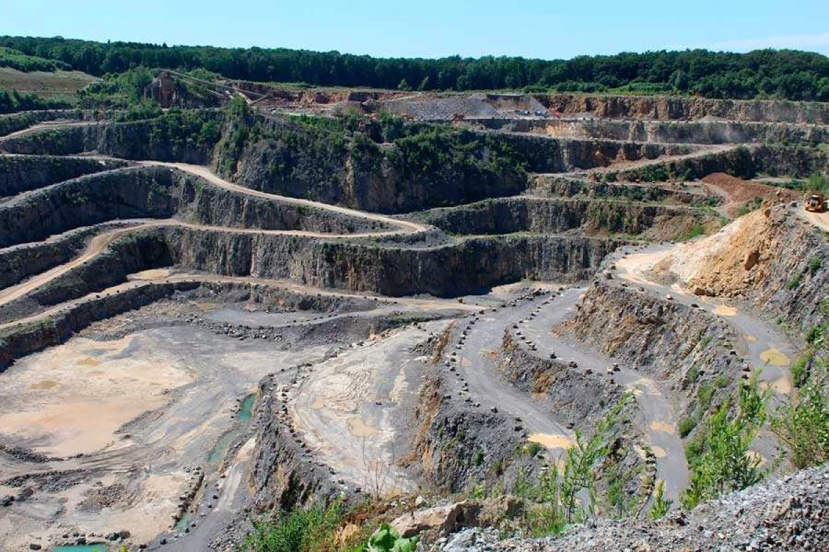 Почему Китай вкладывает миллиарды в недра Казахстана и что получит страна