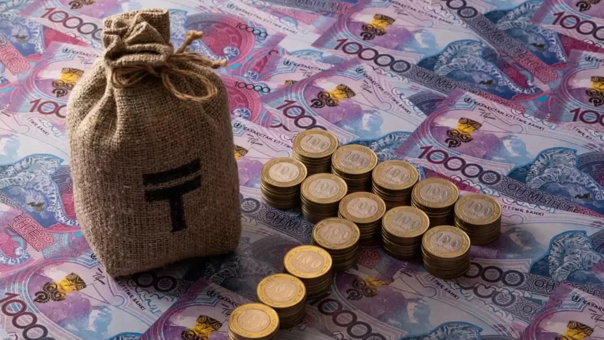 Доходность длинных депозитов в Казахстане упала до 5,3%
