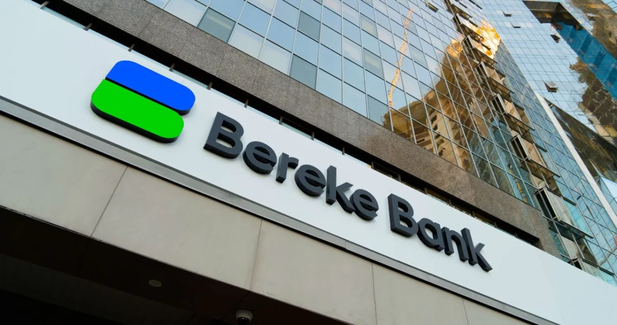 Bereke Bank втрое повысил комиссию за внесение наличных рублей